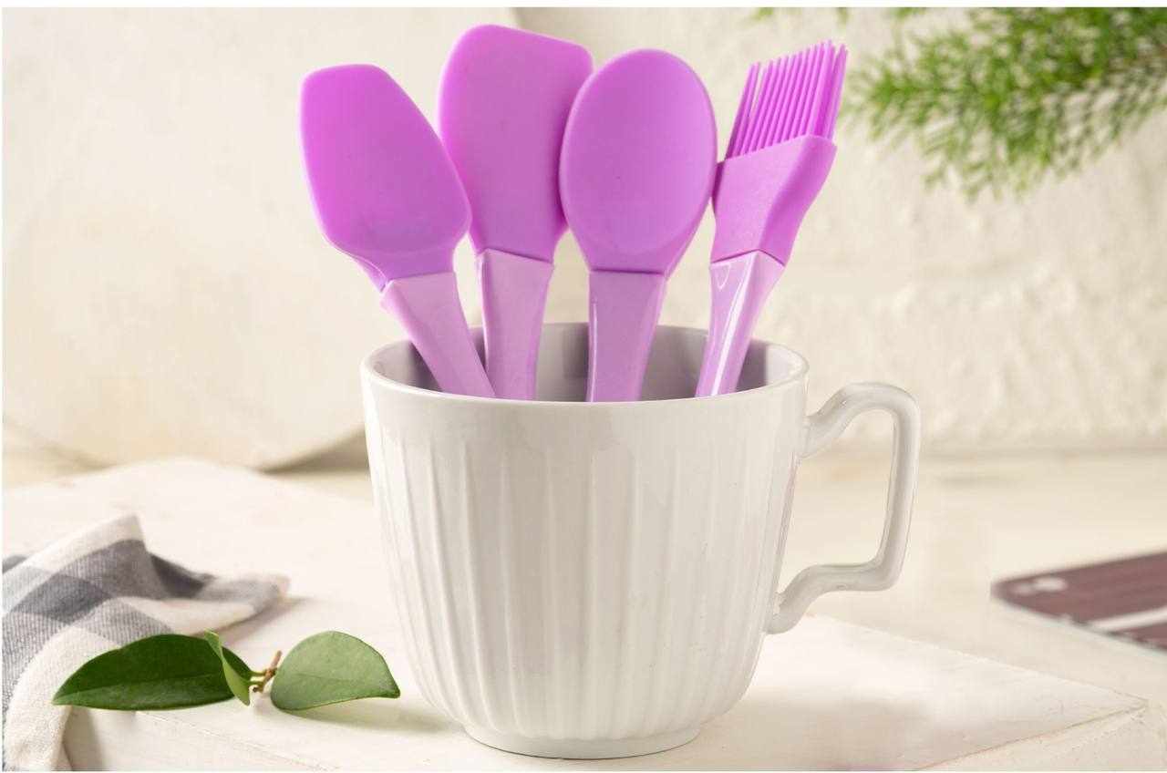 ست شش پارچه سيليکوني فانتزي دسته پلاستيکي