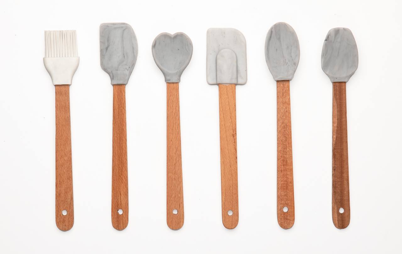 ست شش پارچه سيليکوني فانتزي دسته چوبي - تصویر 3